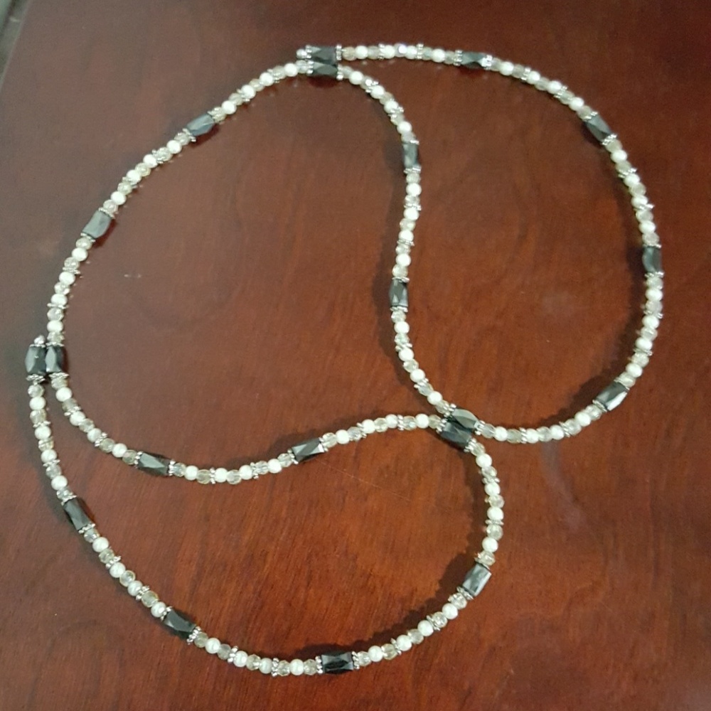 Pearl and grey hematite magnetic bracelet/necklace. - Picture 4 of 7